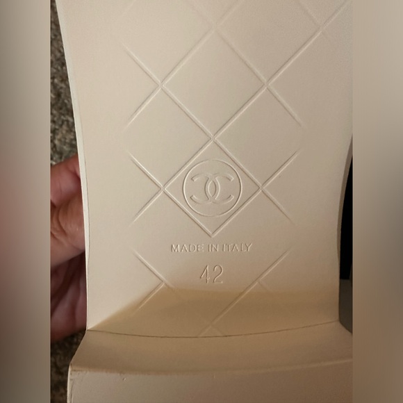 2023 Chanel Loafers eu42 - us10/11 - Picture 6 of 14